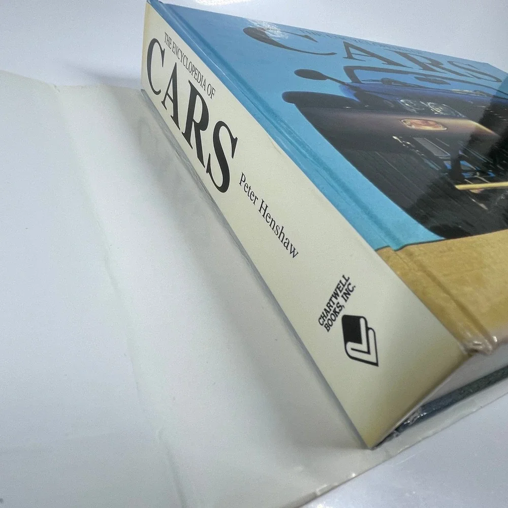 The Encyclopedia of Cars Peter Henshaw Chartwell Books 2004 Automotive History